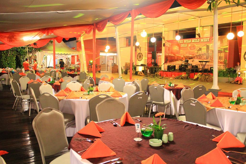 Harris Hotel Sentul City Bogor Zewnętrze zdjęcie
