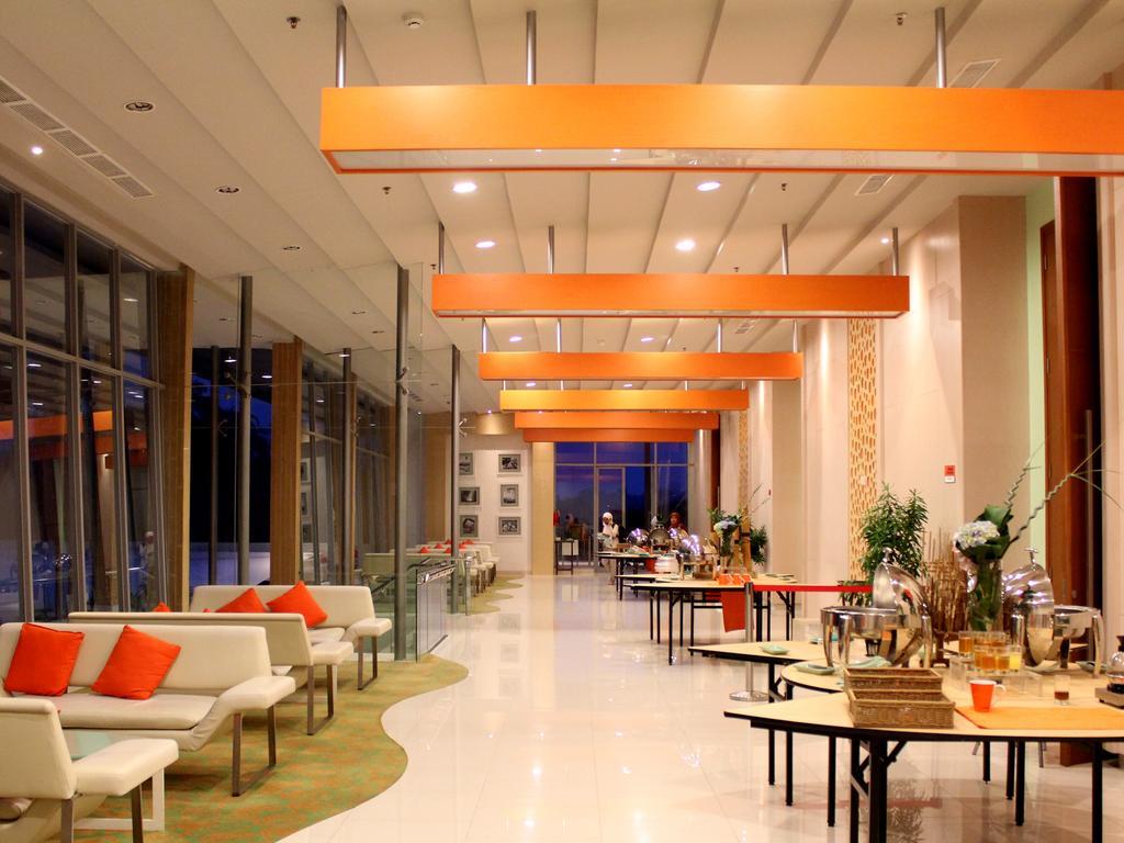 Harris Hotel Sentul City Bogor Zewnętrze zdjęcie