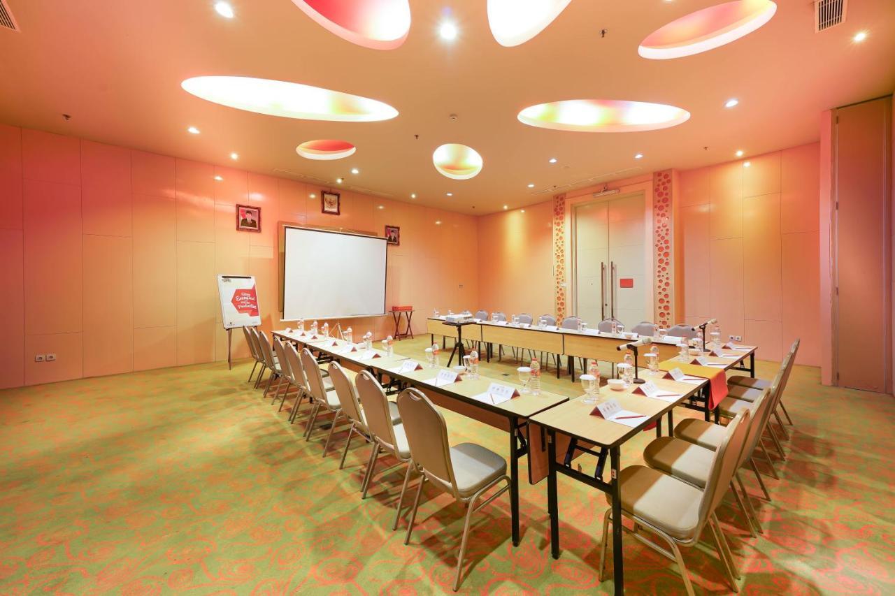 Harris Hotel Sentul City Bogor Zewnętrze zdjęcie